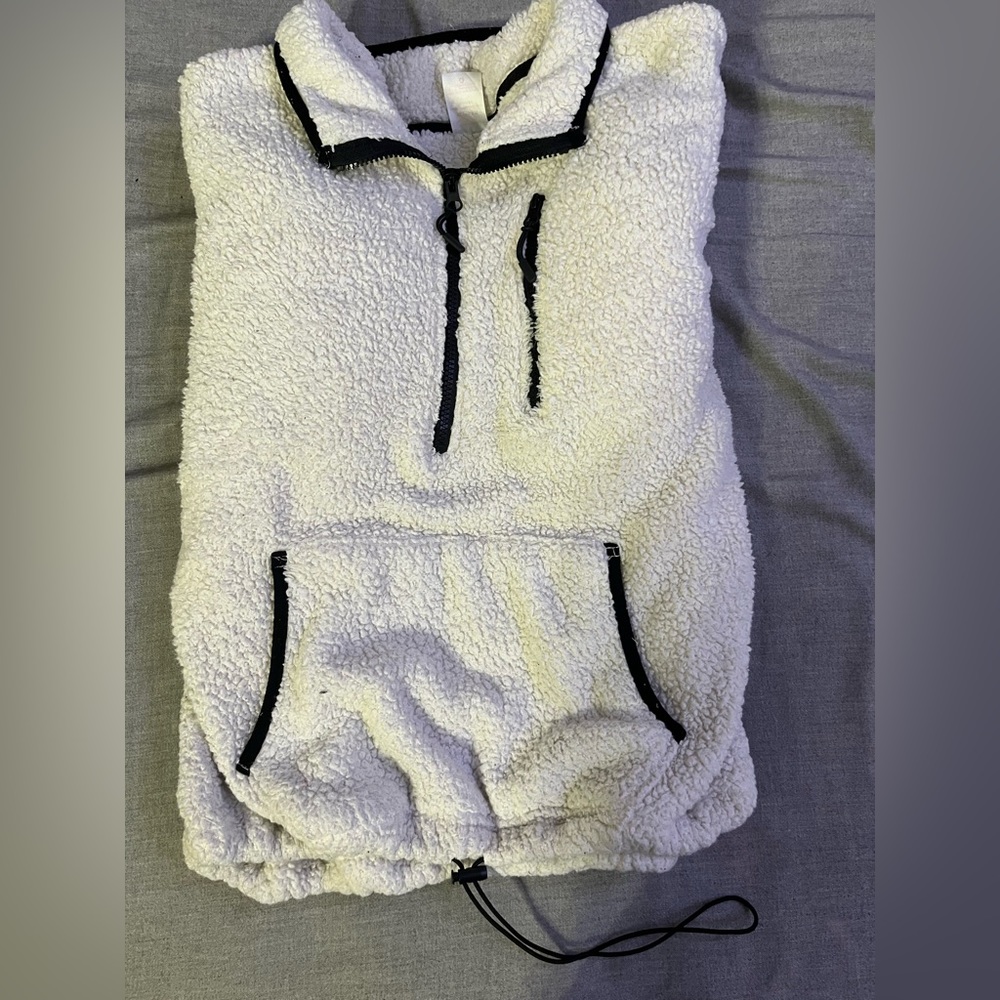 Pullover - Picture 3 of 5